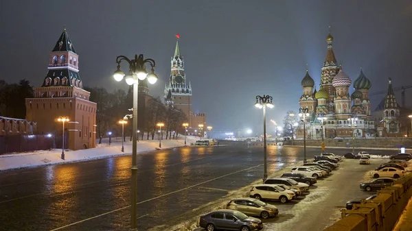 Inverno Rússia Capital Noite Beleza Iluminação Férias Edifício Velho Amarelo — Fotografia de Stock