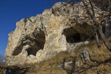 Kuzey Kafkasya 'da bir günlük yürüyüş sizi vahşi yaşam ve inanılmaz yerlerle tanıştıracak. Konum - Rusya, Adygea Cumhuriyeti.
