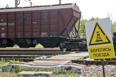 Rusya 'nın güneyinde çok sayıda küçük tren istasyonu ve geçitleri vardır. Bu, son 100 yılda bölgenin yüksek nüfusu nedeniyle gerçekleşmiştir..