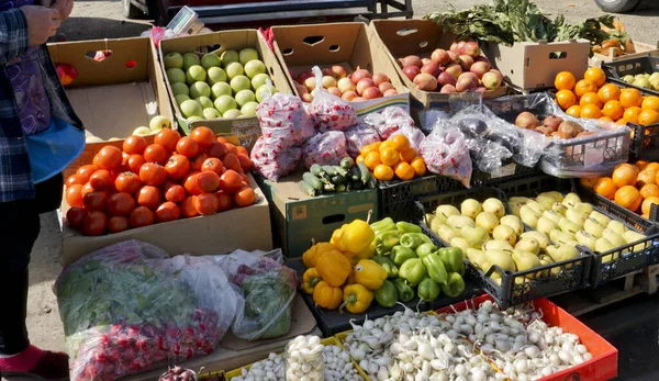 konum-Rusya, güneyde küçük tarım pazarları.