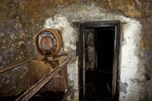 Abandonné Adits Uranium Barite Emplacement Russie République Adygea Région Village — Photo