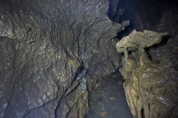 Localização Norte Cáucaso República Adygea Terra Belas Inacessíveis Cavernas Lago — Fotografia de Stock
