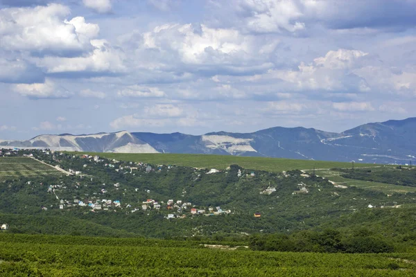 ロケーション ロシア Novorosysk トラクトの環境城山バルカ — ストック写真