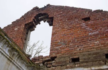 Yeri Rusya, Krasnodar Bölgesi, Ust-Labinsky bölgesi. Tarihsel geçmişi olan şaşırtıcı doğal yerler. Yürüyüş
