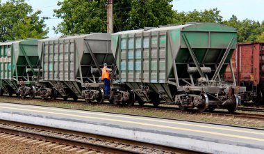 Yeri Rusya, Krasnodar Bölgesi, Ust-Labinsky bölgesi. Tarihsel geçmişi olan şaşırtıcı doğal yerler. Yürüyüş