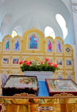 Yeri Rusya, Krasnodar Bölgesi, Ust-Labinsky bölgesi. Tarihsel geçmişi olan şaşırtıcı doğal yerler. Yürüyüş