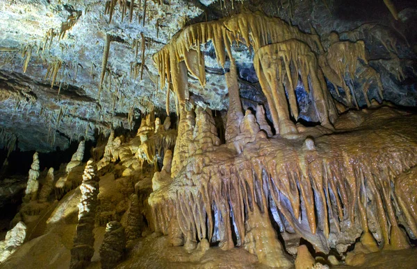 Helyszín Oroszország Krasznodar Terület Isichenko Barlang Csodálatos Szépség Megközelíthetetlen Rajongók — Stock Fotó