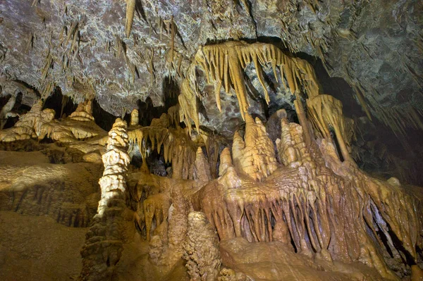 Plats Ryssland Krasnodar Territory Isichenko Grotta Fantastisk Skönhet Och Otillgänglig — Stockfoto