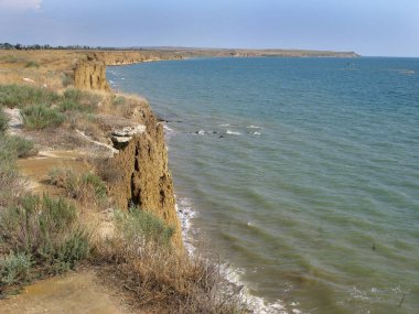Konum Rusya, Taman Yarımadası, Kerch Boğazı. Aktif bir nakliye bölgesi, inanılmaz bir kıyı doğal bölgesi, zengin bir sualtı dünyası ve eşsiz tarihsel keşifler..