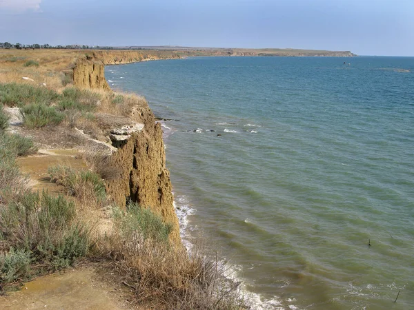 Konum Rusya, Taman Yarımadası, Kerch Boğazı. Aktif bir nakliye bölgesi, inanılmaz bir kıyı doğal bölgesi, zengin bir sualtı dünyası ve eşsiz tarihsel keşifler..