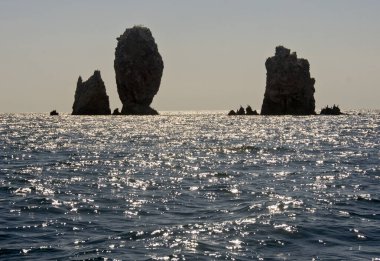 Bölge - Kırım Cumhuriyeti, Opuk ulusal rezervi bölgesi. Yürüyüş ve deniz turizmi için inanılmaz güzel yerler ve manzaralar.