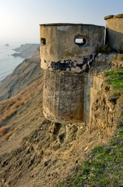  Konum Rusya, Taman Yarımadası, Kerch Boğazı. Aktif bir nakliye bölgesi, inanılmaz bir kıyı doğal bölgesi, zengin bir sualtı dünyası ve eşsiz tarihsel keşifler..
