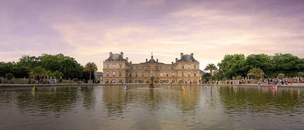 Frumoasă Vedere Grădina Luxemburg Senat Din Paris — Fotografie, imagine de stoc