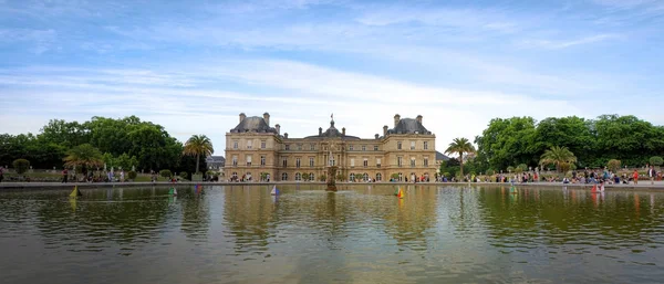 Bonita Vista Del Jardín Luxemburgo Senado París —  Fotos de Stock