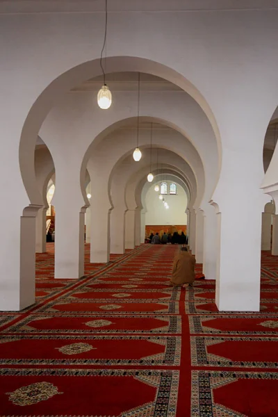 모로코에서 Fes의 Qarawiyyin의 사원에서 — 스톡 사진