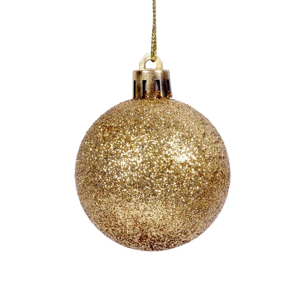 Amarelo brilhante bola de Natal isolado fundo branco . — Fotografia de Stock