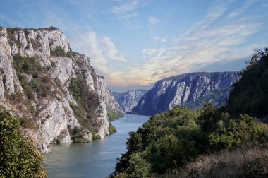 Tuna Nehri yakınındaki Sırp şehir, Donji Milanovac