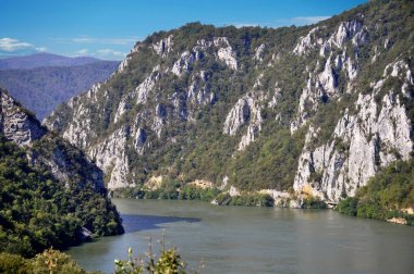 Tuna Nehri yakınındaki Sırp şehir, Donji Milanovac.