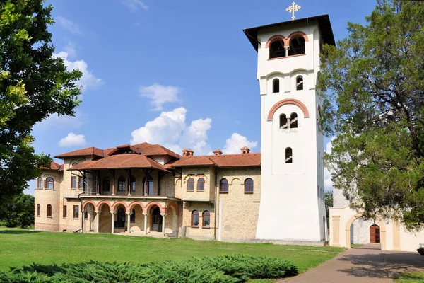 Monastère de Kovilj à Fruska Gora, Serbie, Voïvodine — Photo