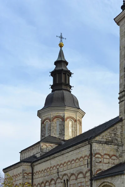 Iglesia de la Natividad de la Santísima Virgen. Sremska Kamenica . — Foto de Stock