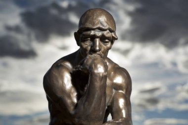 Rodin Düşünen Adam.