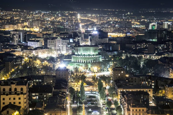 Yerevan gece art arda sıralı — Stok fotoğraf