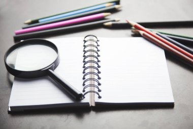 defter, büyütme ve kalem