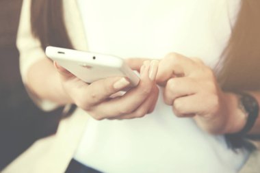 kadın el telefon