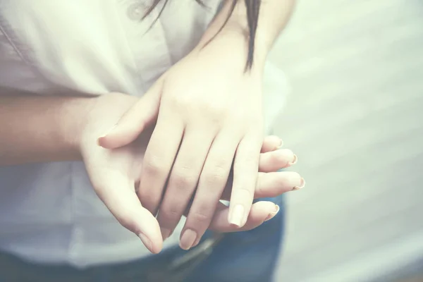 Massagem da mão da mulher — Fotografia de Stock