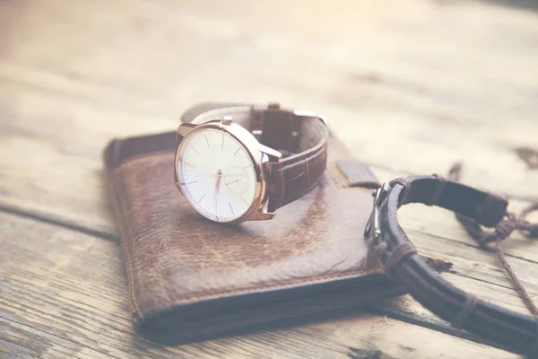 Reloj en la cartera — Foto de Stock