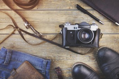 adam farklı aksesuarlar