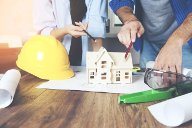 iki genç Mimarlar Bürosu'nda toplantı