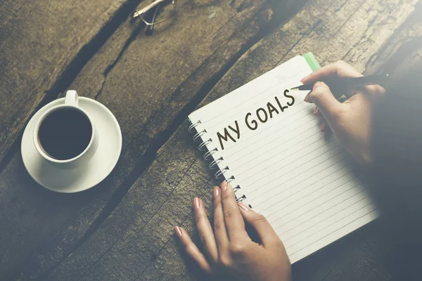 Woman Written Goals Text Paper Coffee Table — Stock Photo, Image