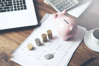 Klavyeli ve kumbaralı sikkeler