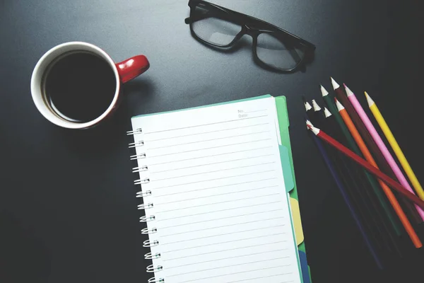 Notepad Colorful Pencils Coffee Table — Stock Photo, Image