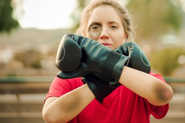 Female Activist Boxing Gloves Demonstrating Violence Women Woman Protesting Domestic — Stock Photo, Image