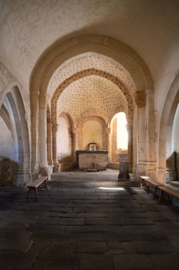  Bir dağ Şapel içinde