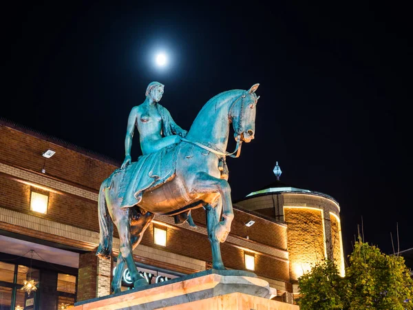 Night Photo Statue Lady Godiva Coventry City Centre Midlands Inglaterra Fotografias De Stock Royalty-Free