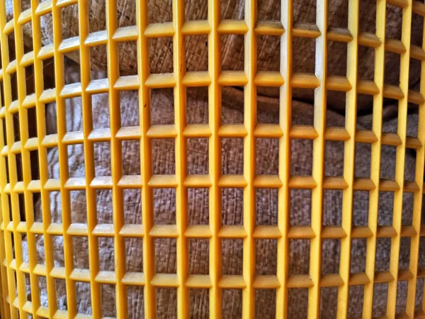 Yellow basket. ideal for adding text — Stock Photo, Image