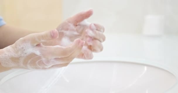 Hands Child Wash Hands Sink Foam Wash Skin Water Flows — Stock Video