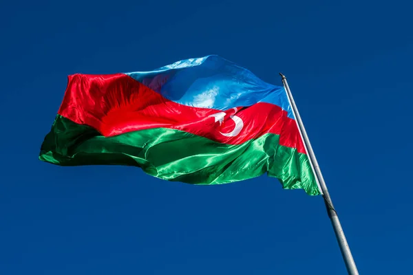 Azerbaycan bayrağı.