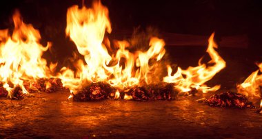 Yangın taş zemin zemin üzerine yazma