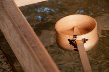 Japonya Shinto Tapınağı kutsal zen su ahşap Kepçe