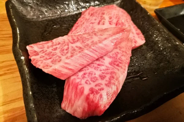 Mable premium sınıf Wagyu Japonca ham sığır eti kalın dilim biftek