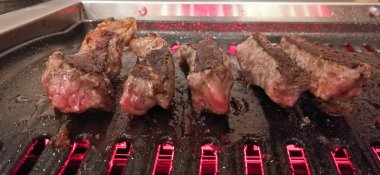 Muhteşem efsanevi Wagyu beef ızgara orta pişmiş