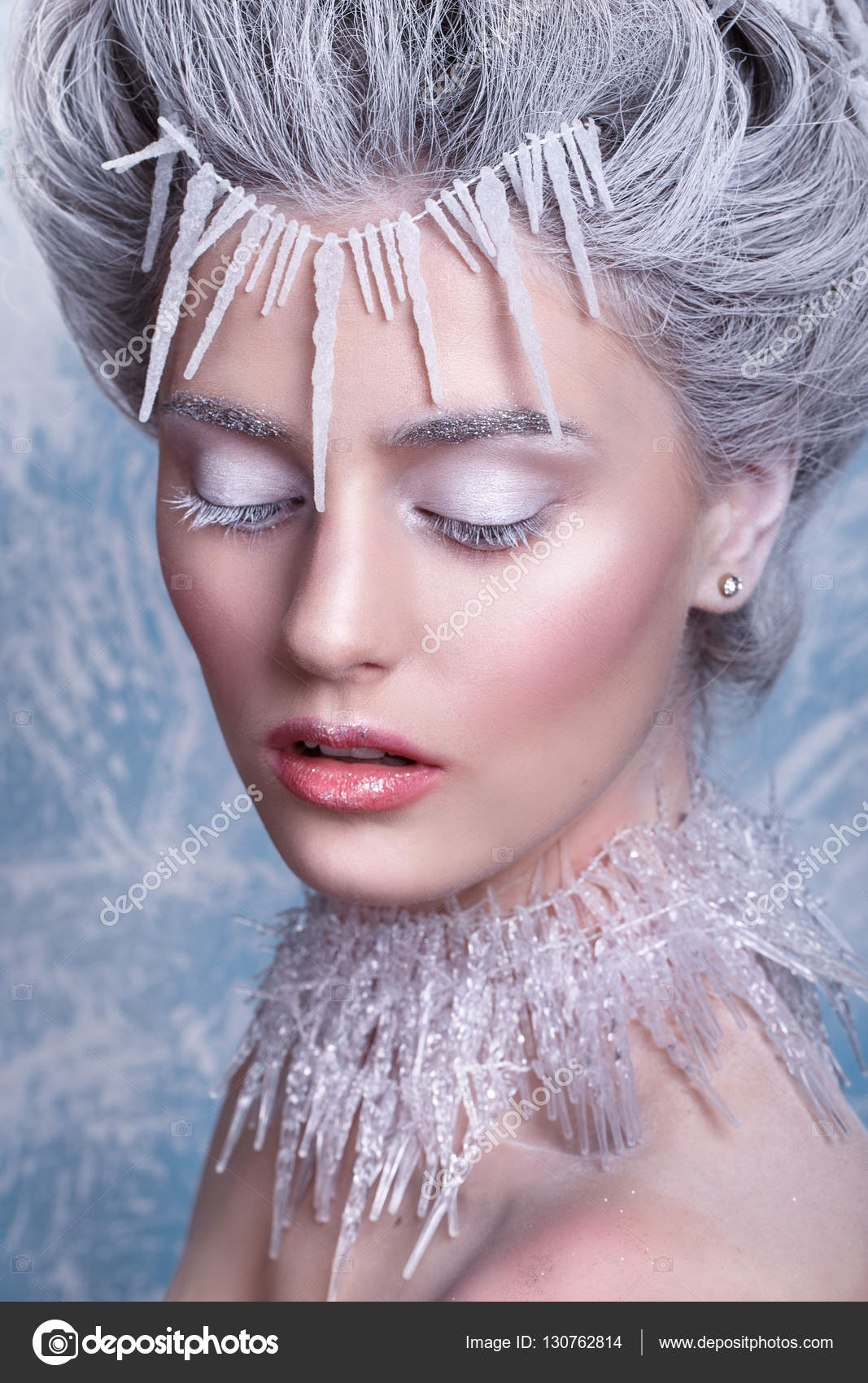 Portret Queenfantasy śniegu Winter Fairy Portret Młoda Kobieta Z