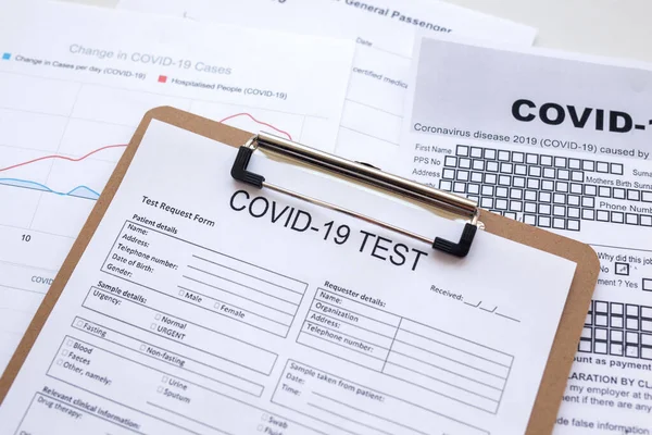 Covid Krankenversicherungskonzept Krankenakte Coronovirus Test — Stockfoto