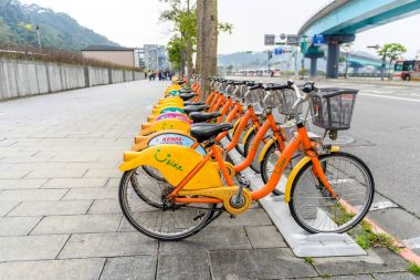 Taipei, Tayvan - 1 Nisan 2017: Ubike, satır. Ubike bir popula olduğunu