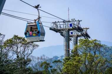 Taipei, Tayvan - 1 Nisan 2017: Maokong teleferik teleferik. Maoko