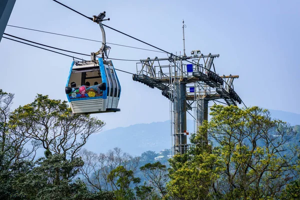 Taipei, Taiwan - 1 de abril de 2017: Maokong Gondola teleférico. Maoko. — Fotografia de Stock